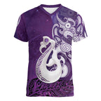 New Zealand Matariki Women V-Neck T-Shirt Maori Manaia Galaxy Silver Fern Purple Color