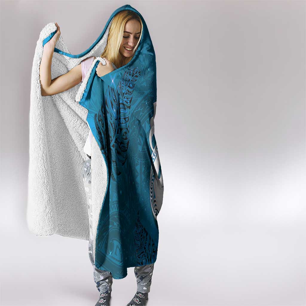New Zealand Matariki Hooded Blanket Maori Manaia Galaxy Silver Fern Blue Color