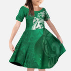 New Zealand Matariki Kid Short Sleeve Dress Maori Manaia Galaxy Silver Fern Green Color