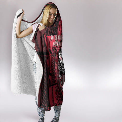 New Zealand Maori Language Week Hooded Blanket Te Wiki O Te Reo Maori Hei Tiki