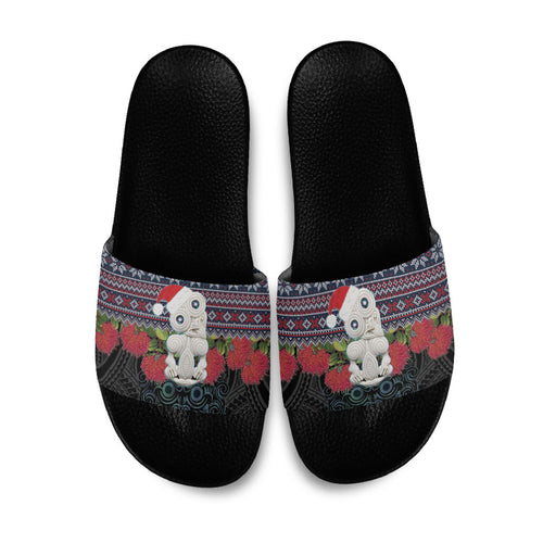 New Zealand Hei Tiki Christmas In July Slide Sandals Pohutukawa Santa Xmas Polynesian Pattern