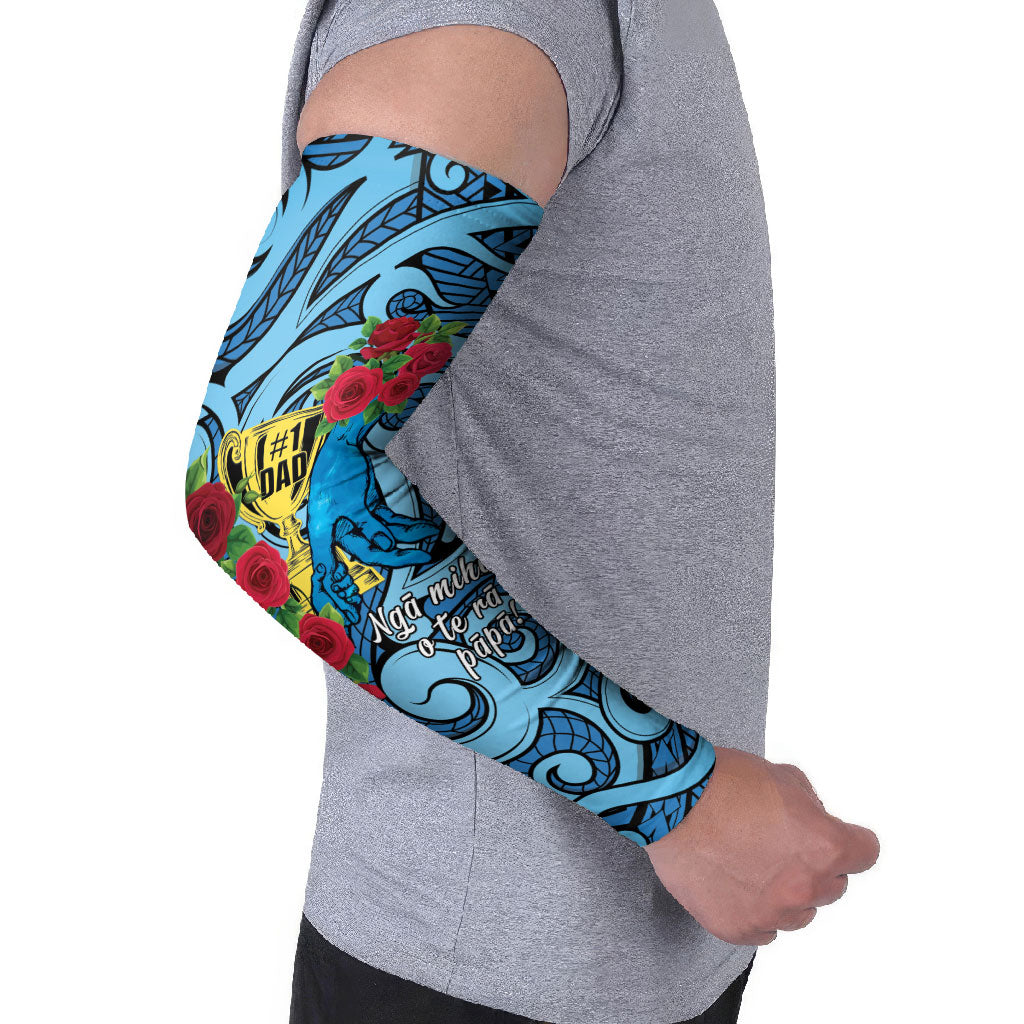 Personalised New Zealand Father's Day Arm Sleeves Best Dad Trophy Red Rose Maori Pattern