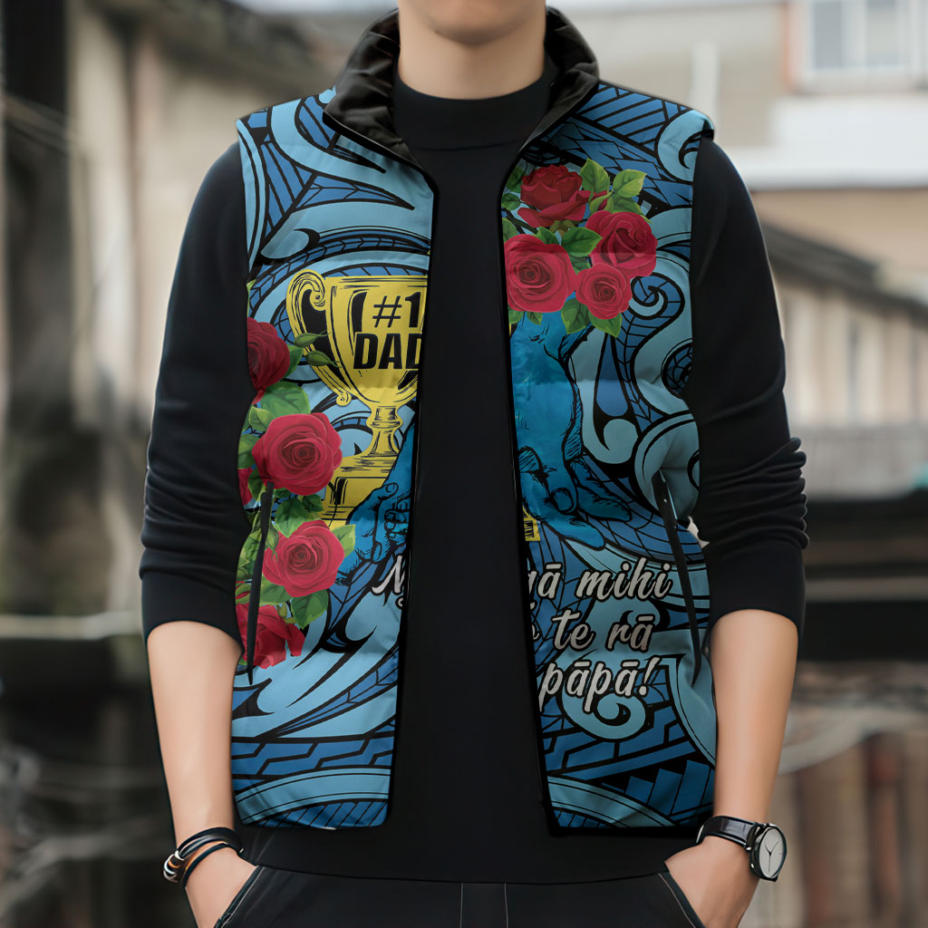 Personalised New Zealand Father's Day Sleeveless Puffer Jacket Best Dad Trophy Red Rose Maori Pattern