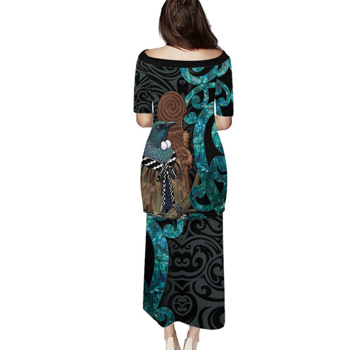 New Zealand Tui Bird Wahaika Puletasi Maori Weapon Paua Shell Koru Pattern