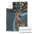New Zealand Tui Bird Maripi Blanket Maori Weapon Kowhaiwhai Pattern