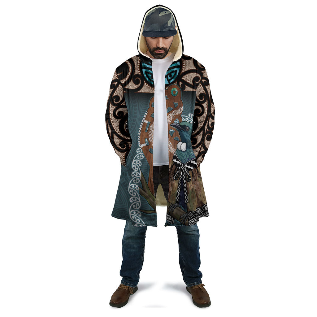 New Zealand Tui Bird Maripi Cloak Maori Weapon Kowhaiwhai Pattern