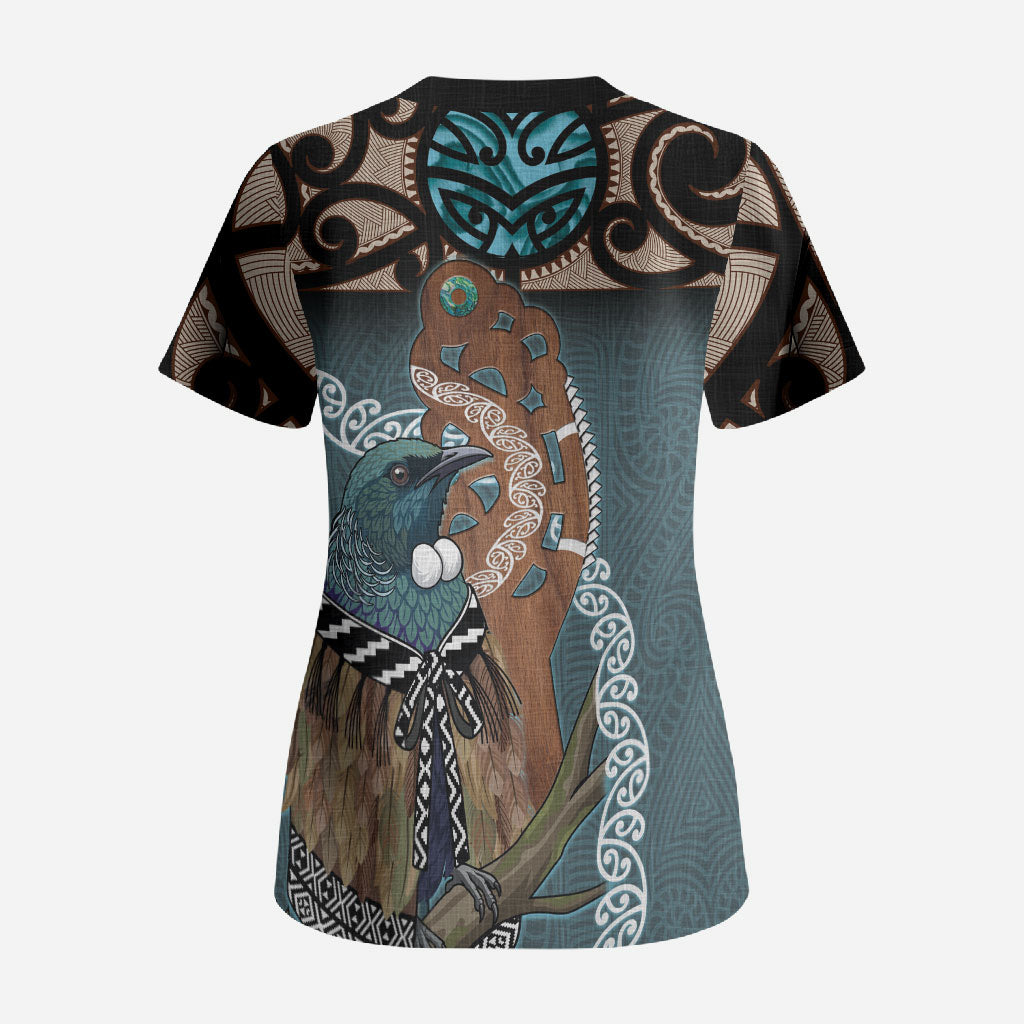 New Zealand Tui Bird Maripi Scrub Top Maori Weapon Kowhaiwhai Pattern