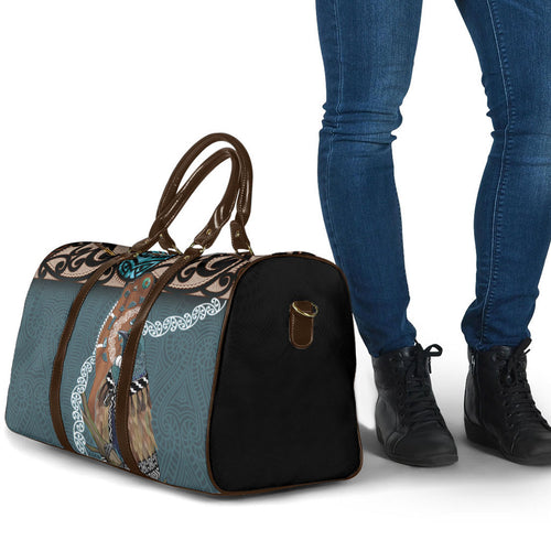 New Zealand Tui Bird Maripi Travel Bag Maori Weapon Kowhaiwhai Pattern