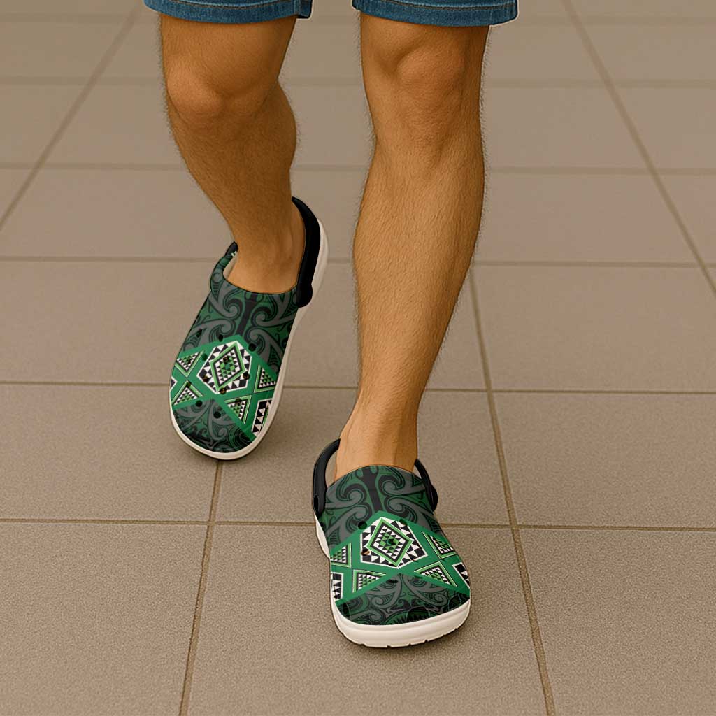 New Zealand Aotearoa Clogs Shoes Green Taniko Art Maori Pattern - Aussie Hoodie