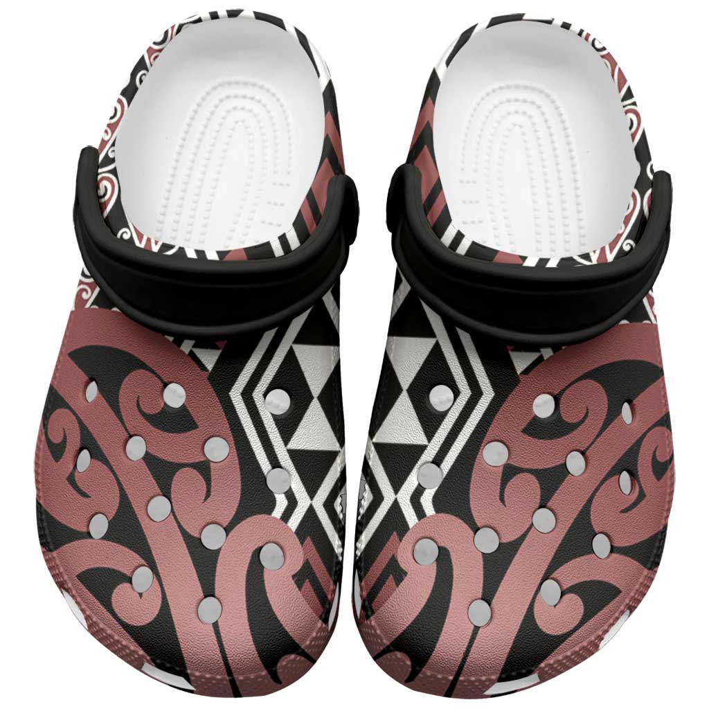 New Zealand Clogs Shoes Aotearoa Kowhaiwhai Mix Taniko Art - Brown - Aussie Hoodie