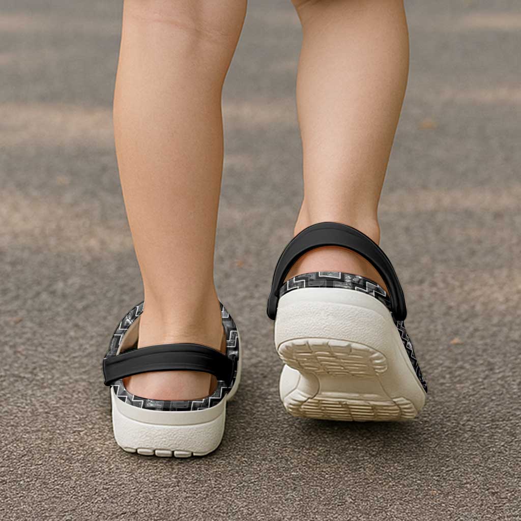 New Zealand Maori Clogs Shoes Poutama Manaia Black Paua Shell - Aussie Hoodie