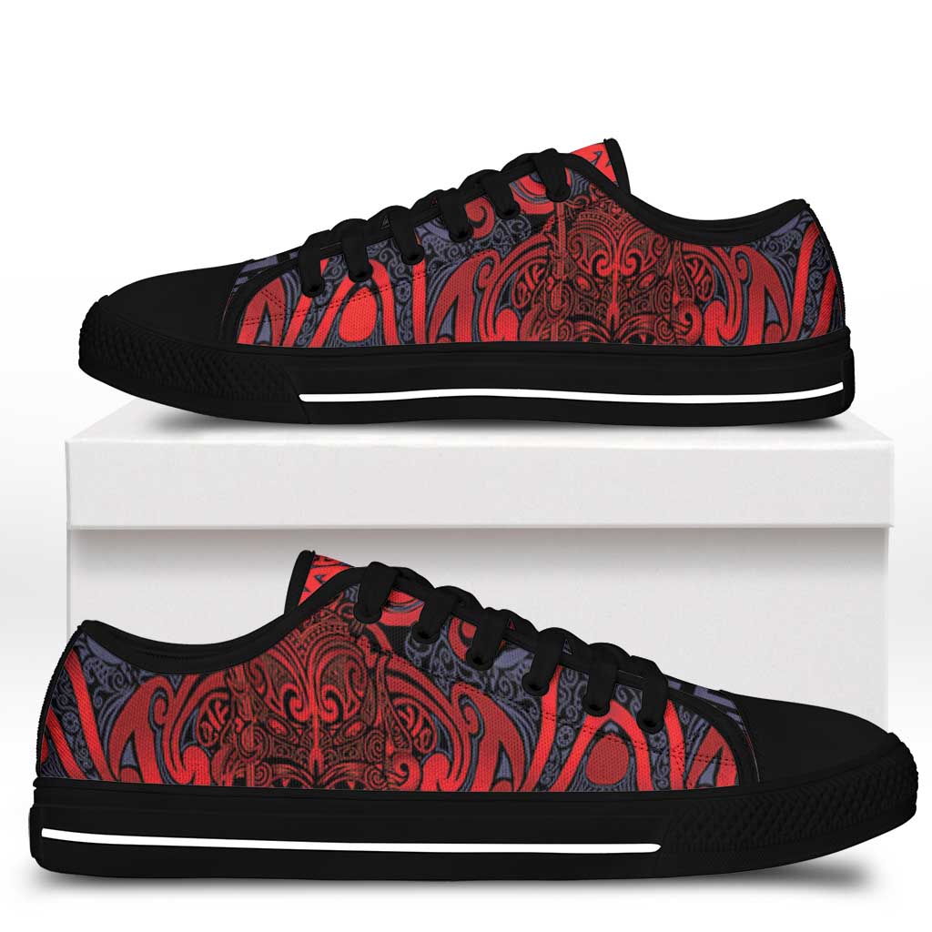 New Zealand Taiaha Maori Low Top Shoes Whero Minimalist Silver Fern Tukutuku Motif