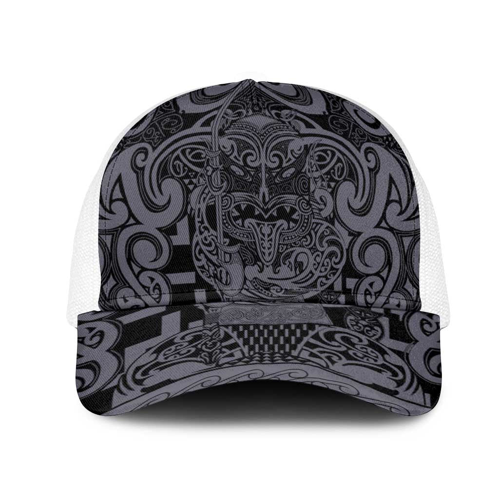 New Zealand Taiaha Maori Mesh Trucker Cap Minimalist Silver Fern All Black - Aussie Hoodie