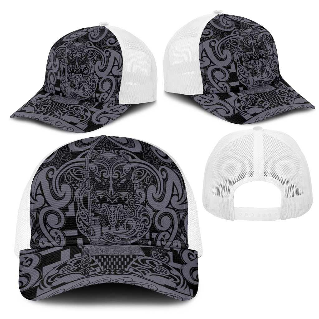 New Zealand Taiaha Maori Mesh Trucker Cap Minimalist Silver Fern All Black - Aussie Hoodie