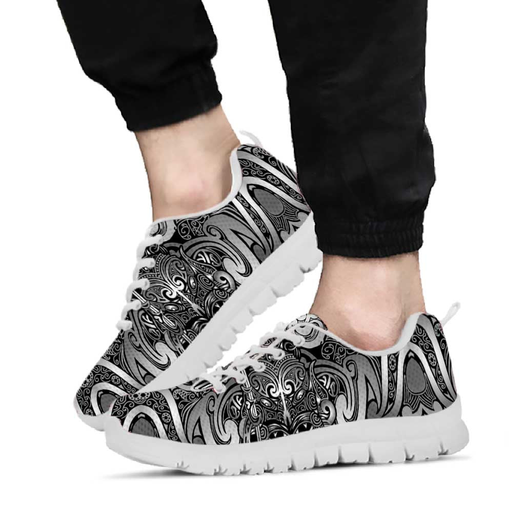 New Zealand Taiaha Maori Sneakers Kiwikiwi Minimalist Silver Fern Tukutuku Motif