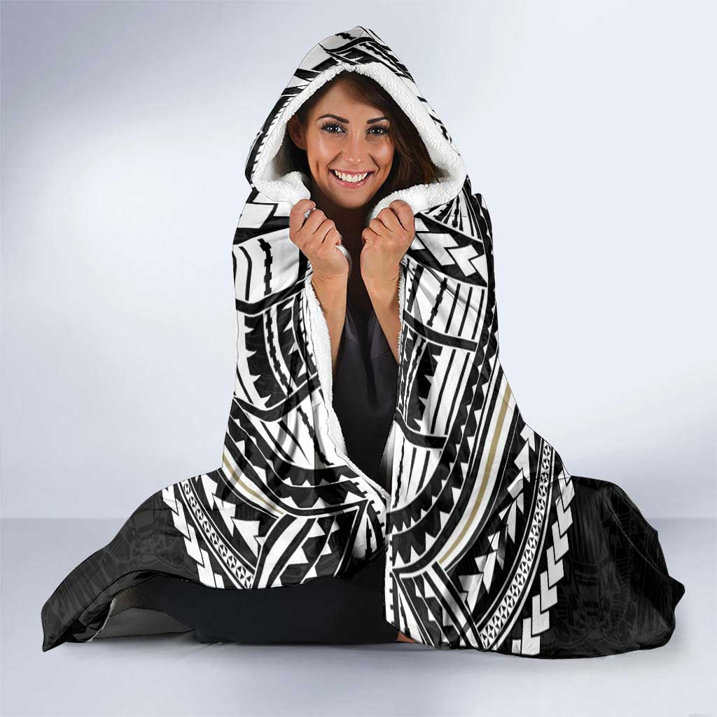 Personalized Collingwood Magpies Hooded Blanket Polynesian Tribal Pattern Heritage Football