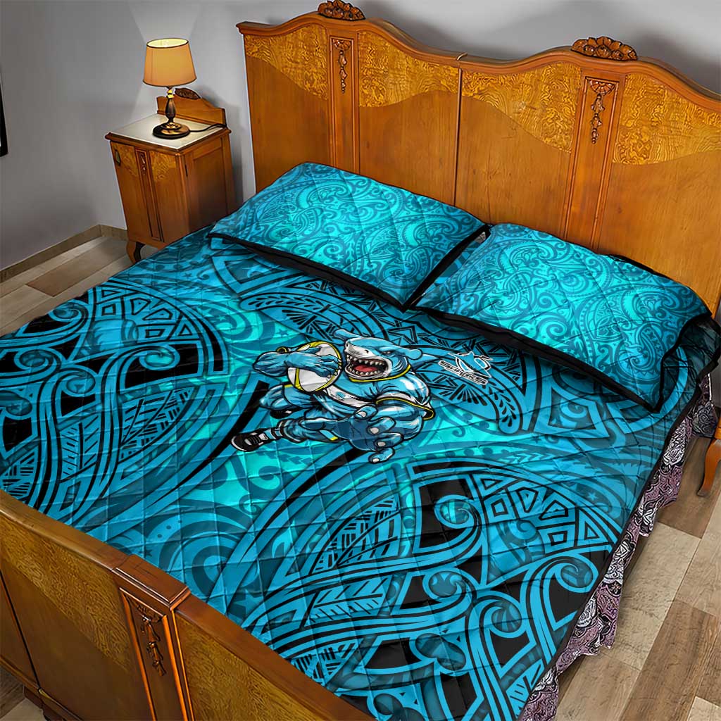 Cronulla Sutherland Sharks Rugby Quilt Bed Set Polynesian Tribal Shark Warrior Ocean Blue Pattern