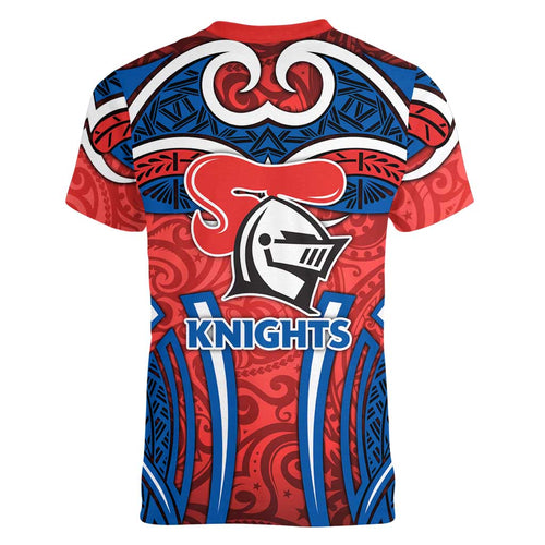 Newcastle Knights Rugby Women V-Neck T-Shirt Polynesian Tribal Knight Warrior Red Blue Pattern
