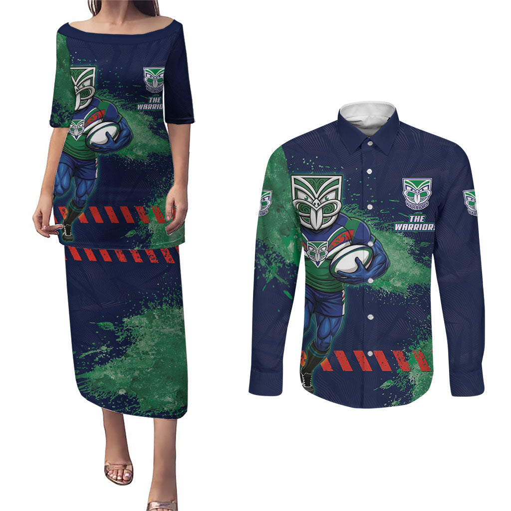 Personalised New Zealand Warriors Rugby Couples Matching Puletasi and Long Sleeve Button Shirt Maori The Wahs Mascot - Sporty Splash Art Style