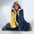 Personalised Gold Coast Titans Rugby Hooded Blanket Titans Mascot - Sporty Splash Art Style