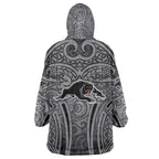 Penrith Panthers Rugby Wearable Blanket Hoodie Polynesian Tribal Panther Warrior Black Grey Pattern