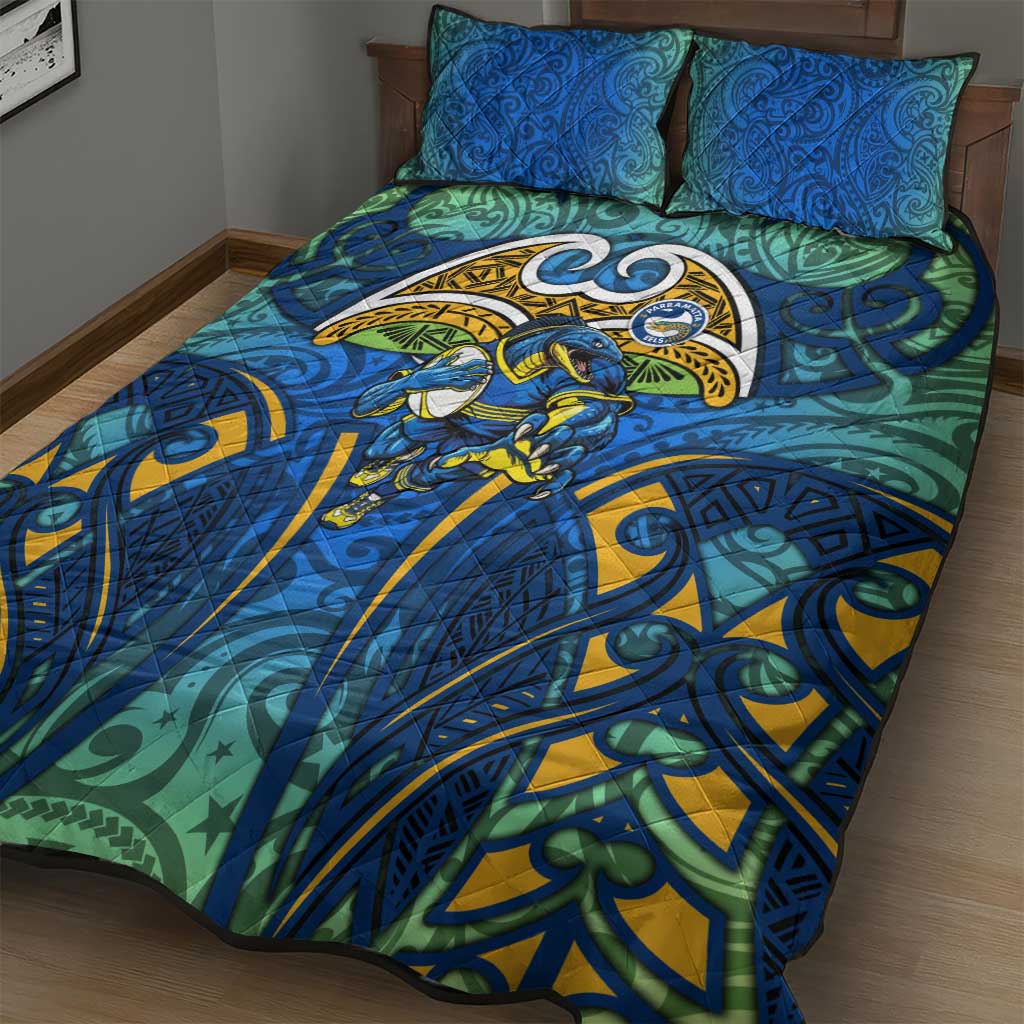 Parramatta Eels Rugby Quilt Bed Set Polynesian Tribal Eel Warrior Blue Gold Pattern