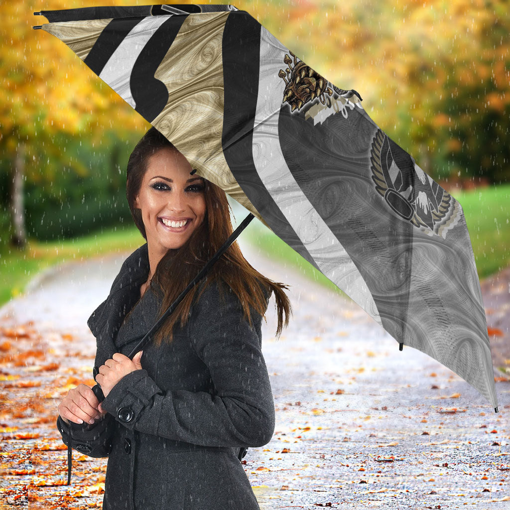 Personalised Collingwood Magpies Umbrella Trippy Psychedelic Abstract Art Mascot Football Fans