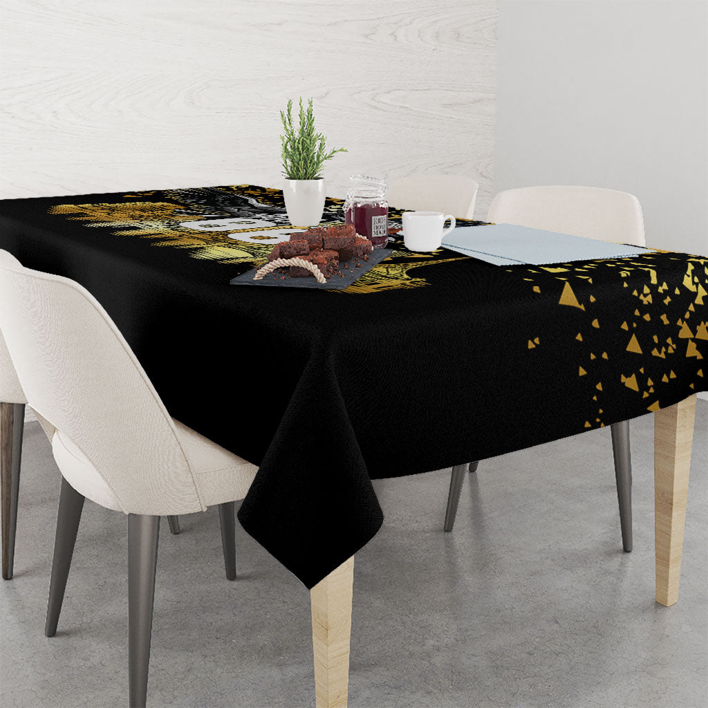 Personalised Collingwood Magpies City Of Football Team Tablecloth Melbourne City Skyline Illustration Sport Fan
