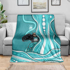 Brisbane Heat Blanket Aboriginal Dot Art Cyan White - Tribal Wave Pattern