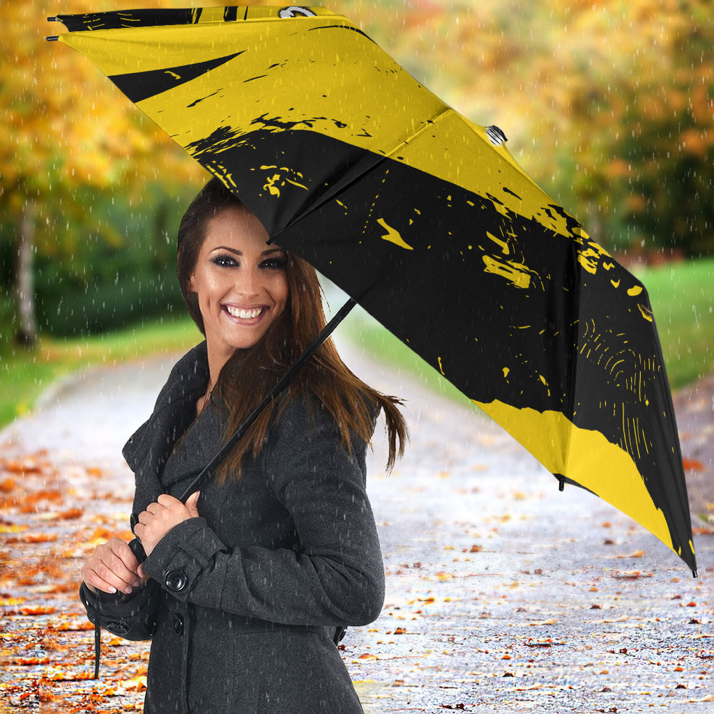 Personalised Richmond Tigers Football Umbrella Melbourne City Skyline Graphic Fierce Mascot Art