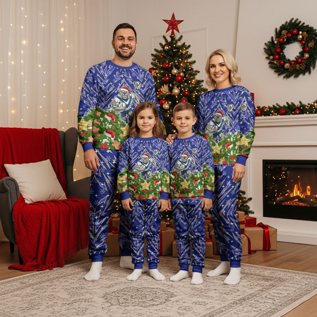 Personalised Bulldogs Rugby Christmas Pajama Set Santa Rugby Mascot - Pine Wreath Festive
