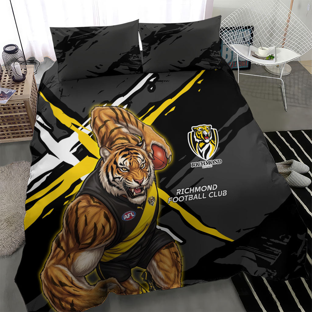 Richmond Football Club Bedding Set Tigers Muscular Mascot Graphic - Abstract Paint Splatter Art