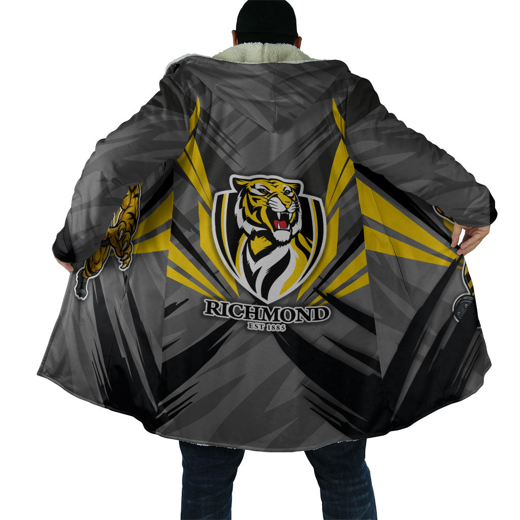 Richmond Tigers Australian Football Cloak Fierce Tiger Mascot - Bold Team Colors