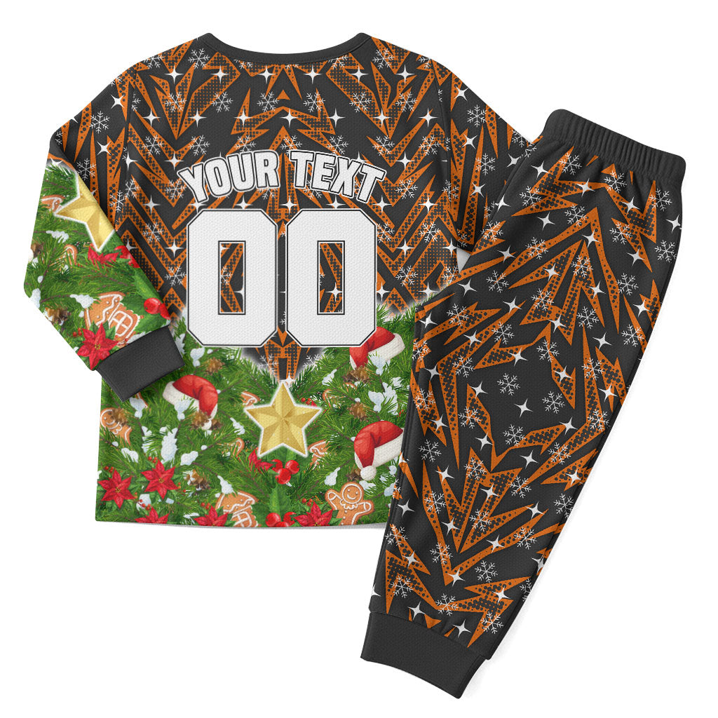 Personalised Wests Tigers Rugby Christmas Pajama Set Santa Rugby Mascot - Pine Wreath Festive