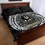 Personalized Collingwood Magpies Polynesian Quilt Bed Set Tribal Chest and Sleeve Tattoo Heritage Warrior