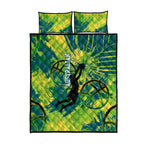 Australian Boomers Basketball Quilt Bed Set Shattered Glass Effect With Flaming Ball And Grunge Brushstrokes