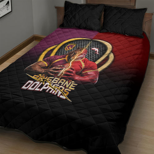Brisbane Broncos vs Dolphins Fusion Quilt Bed Set Hybrid Mascot Lightning Graphic With Hexagon Honeycomb