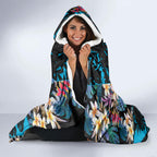 Cronulla-Sutherland Sharks Hooded Blanket Tropical Island Floral Pattern With Black And Blue Accents
