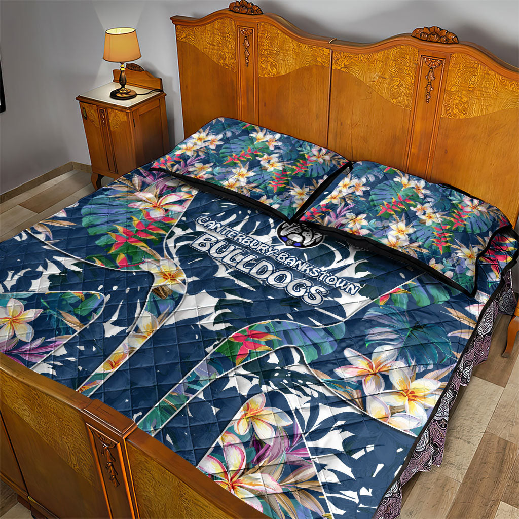 Canterbury-Bankstown Bulldogs Quilt Bed Set Tropical Hibiscus Floral Pattern With Blue And White Accents