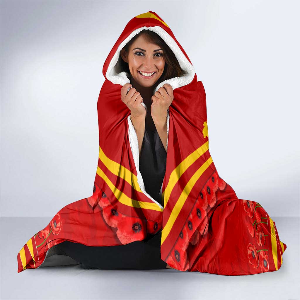 Personalised Gold Coast Suns ANZAC Hooded Blanket Military Remembrance Australian Football Mascot Camouflage