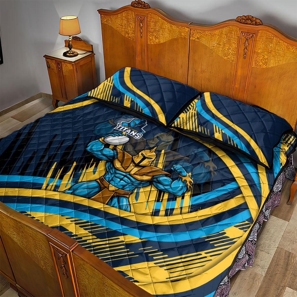 Titans Rugby Mascot Quilt Bed Set Fierce Athlete Graphic in Sports Style