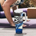 Canterbury Bankstown Bulldogs Rugby Tumbler With Handle The Scream of Lightning Eyes - Indigenous Dot Ripping Effect