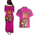 Custom Rugby Broncos Couples Matching Puletasi and Hawaiian Shirt Muscular Horse Mascot With Flag In Pink