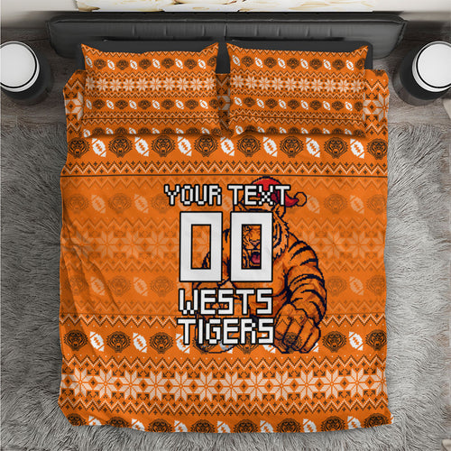 Personalized Wests Tigers Christmas Bedding Set Australian Rugby Fans - Pixelated Ugly Xmas Pattern Mascot Santa