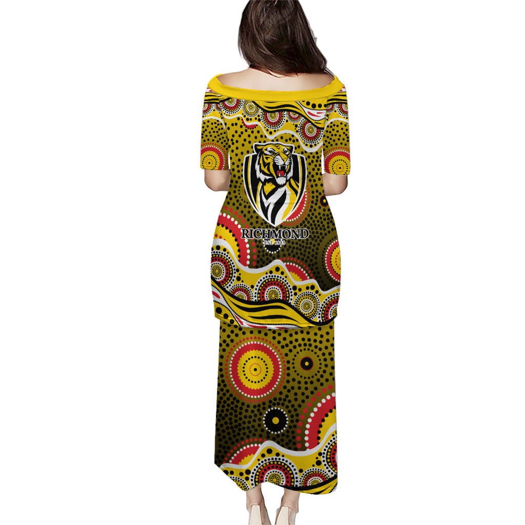 Richmond Tigers Family Matching Puletasi and Hawaiian Shirt Aboriginal Dot Pattern - Football Mascot Heritage Pride