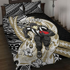 Personalized Collingwood Magpies Quilt Bed Set Polynesian Tribal Magpie Mascot With Hibiscus Floral Art