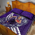 Personalized Fremantle Dockers Quilt Bed Set Polynesian Tribal Freo Mascot With Hibiscus Floral Art