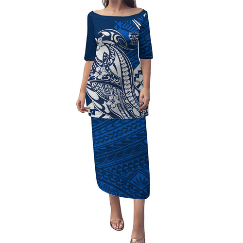 Personalized Geelong Cats Family Matching Puletasi and Hawaiian Shirt Polynesian Tribal Cat Mascot With Hibiscus Floral Art