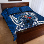 Personalized Geelong Cats Quilt Bed Set Polynesian Tribal Cat Mascot With Hibiscus Floral Art