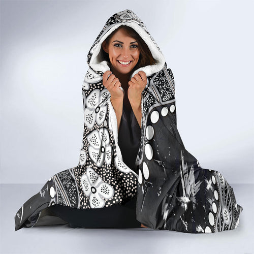Personalized Collingwood Magpies Hooded Blanket Aboriginal Pattern with Graffiti Style